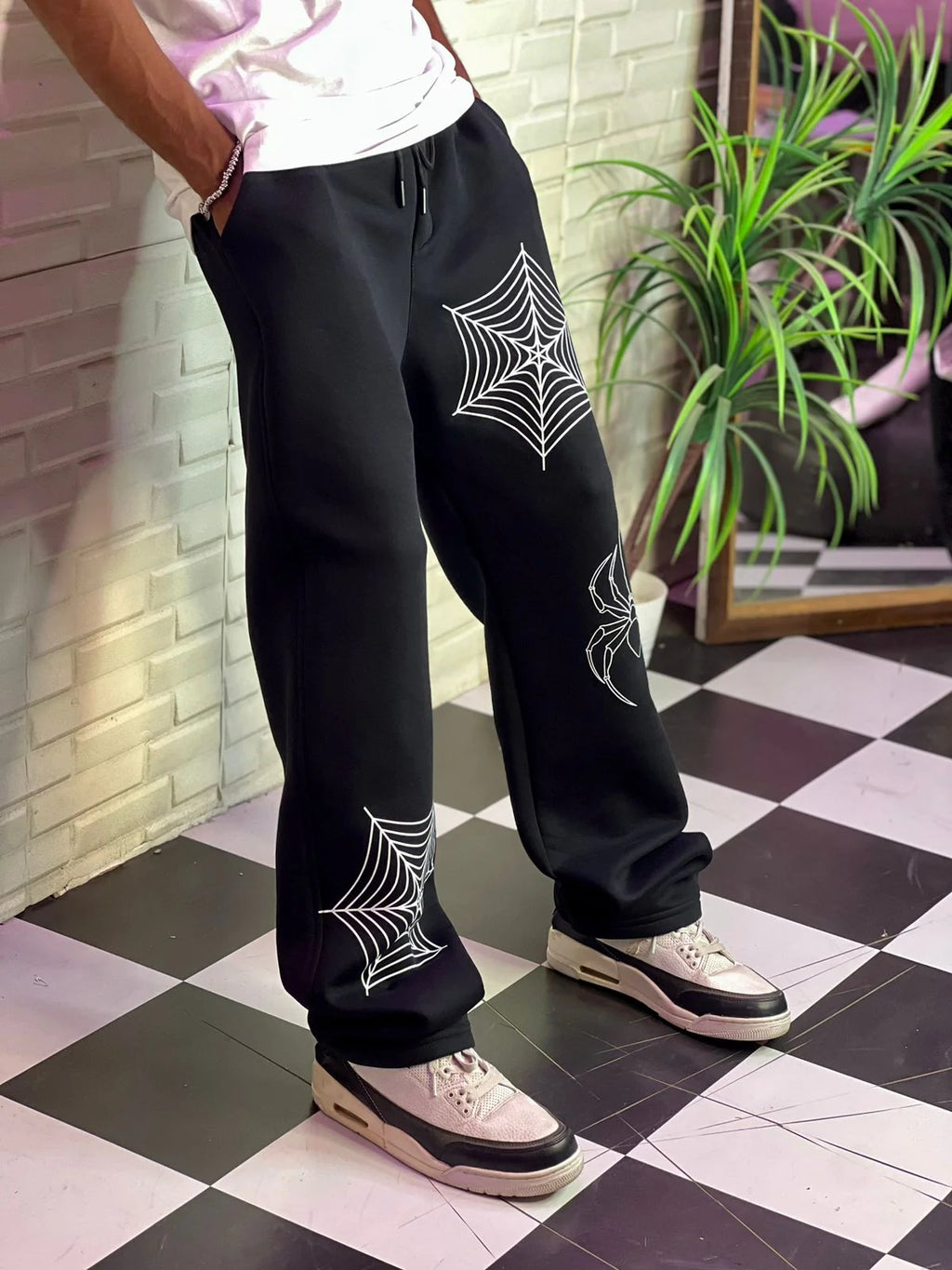 Perfý Black Spider Web Graphic Pants - PERFÝ