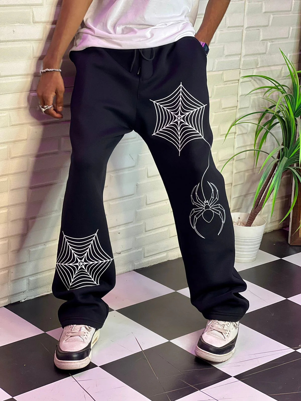 Perfý Black Spider Web Graphic Pants - PERFÝ