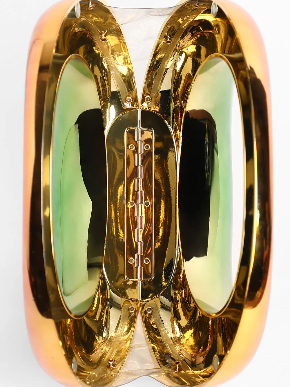 Luxury Gold Sculptural Handbag – Statement Fashion Accessory for Women - PERFÝ