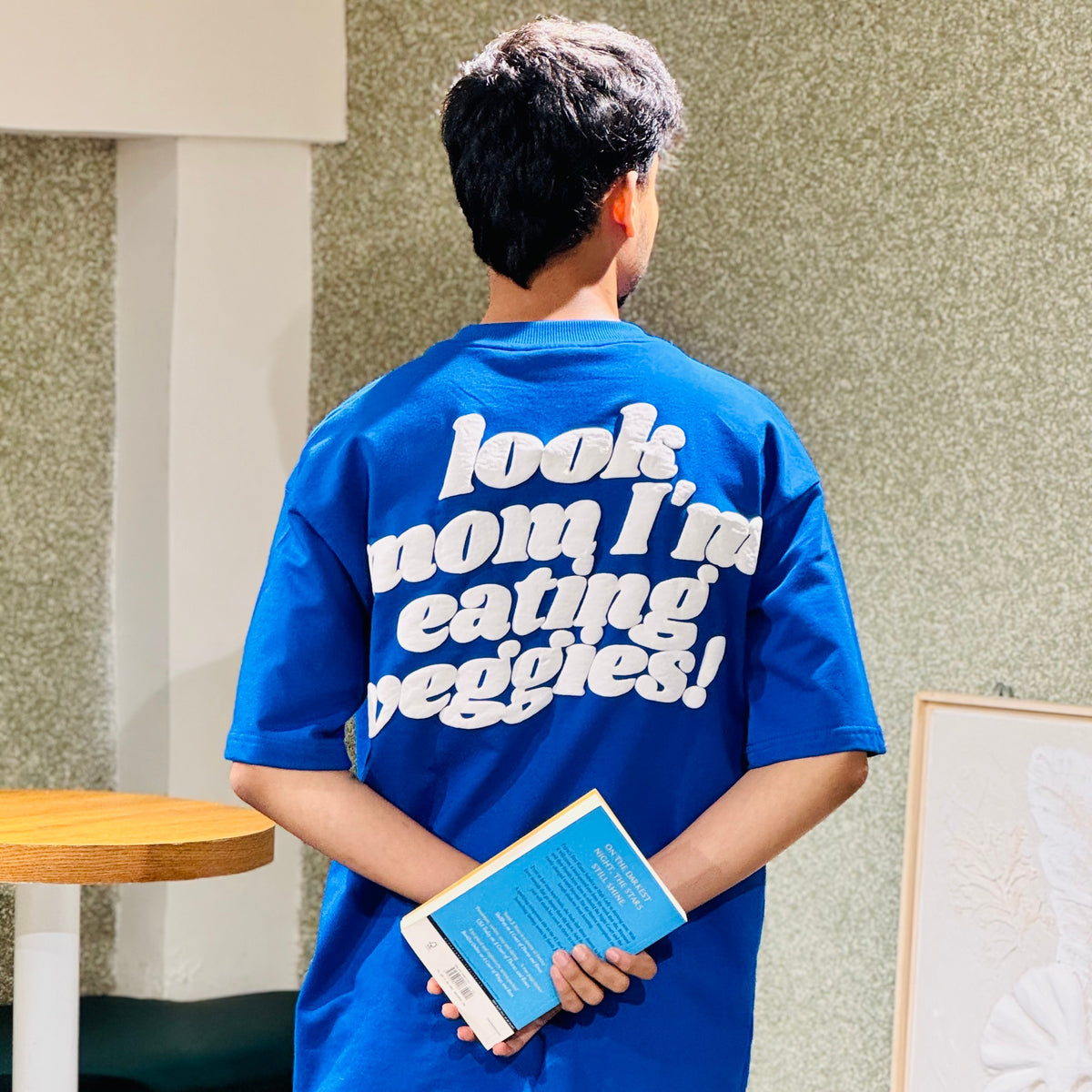EPISODE 1 - I'M EATING VEGGIES DROP SHOULDER UNISEX T-SHIRT