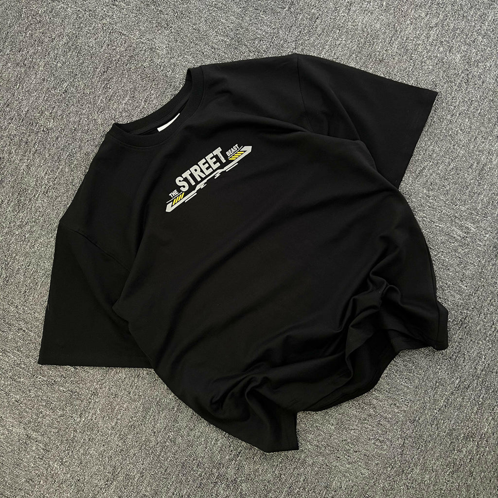 The Street Beast Graphic - Black Edition Unisex Oversize Tees - PERFÝ