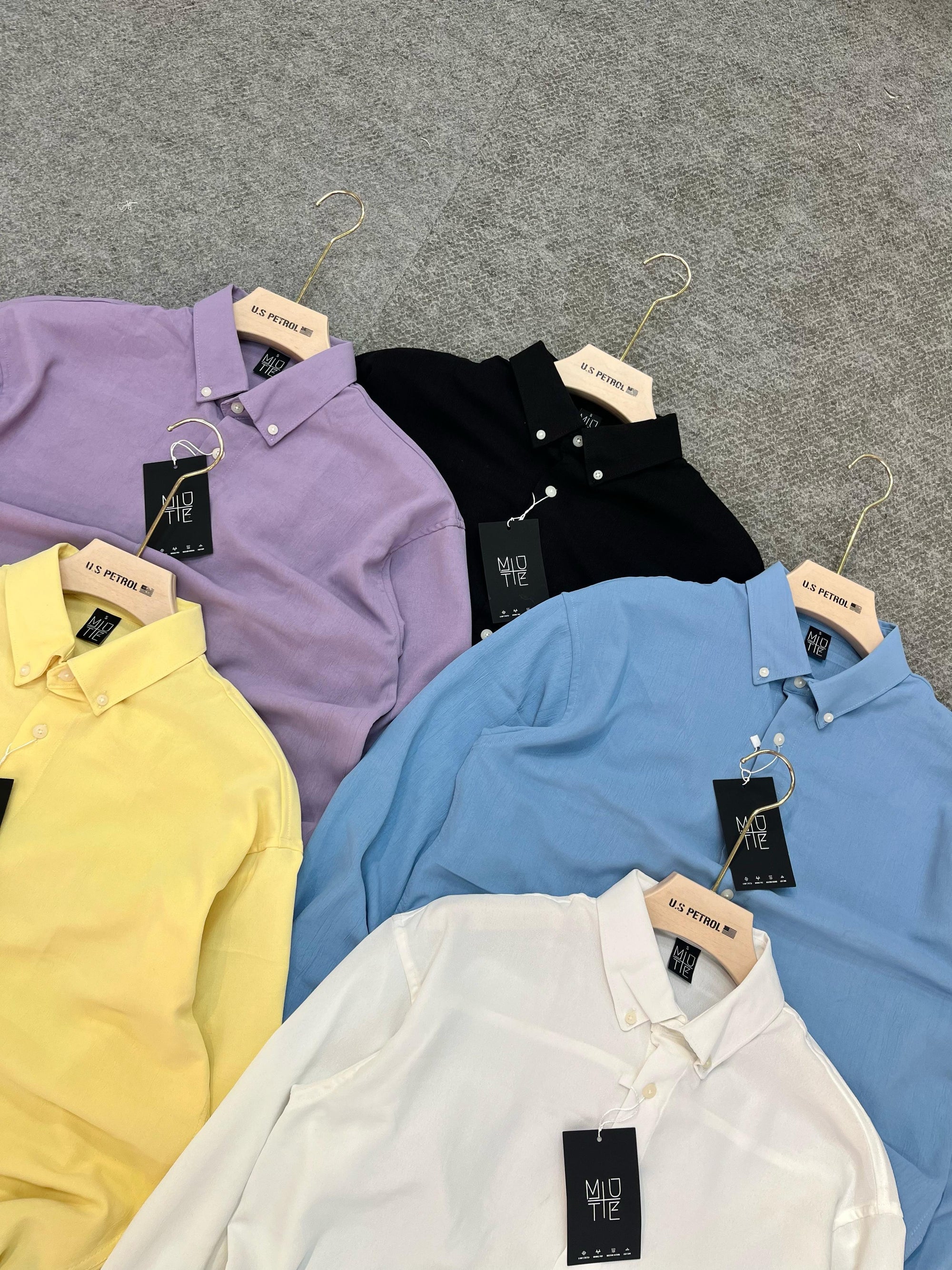 Solid Wrinkle Free Button-Down Shoulder Shirts – Limited Collection - PERFÝ