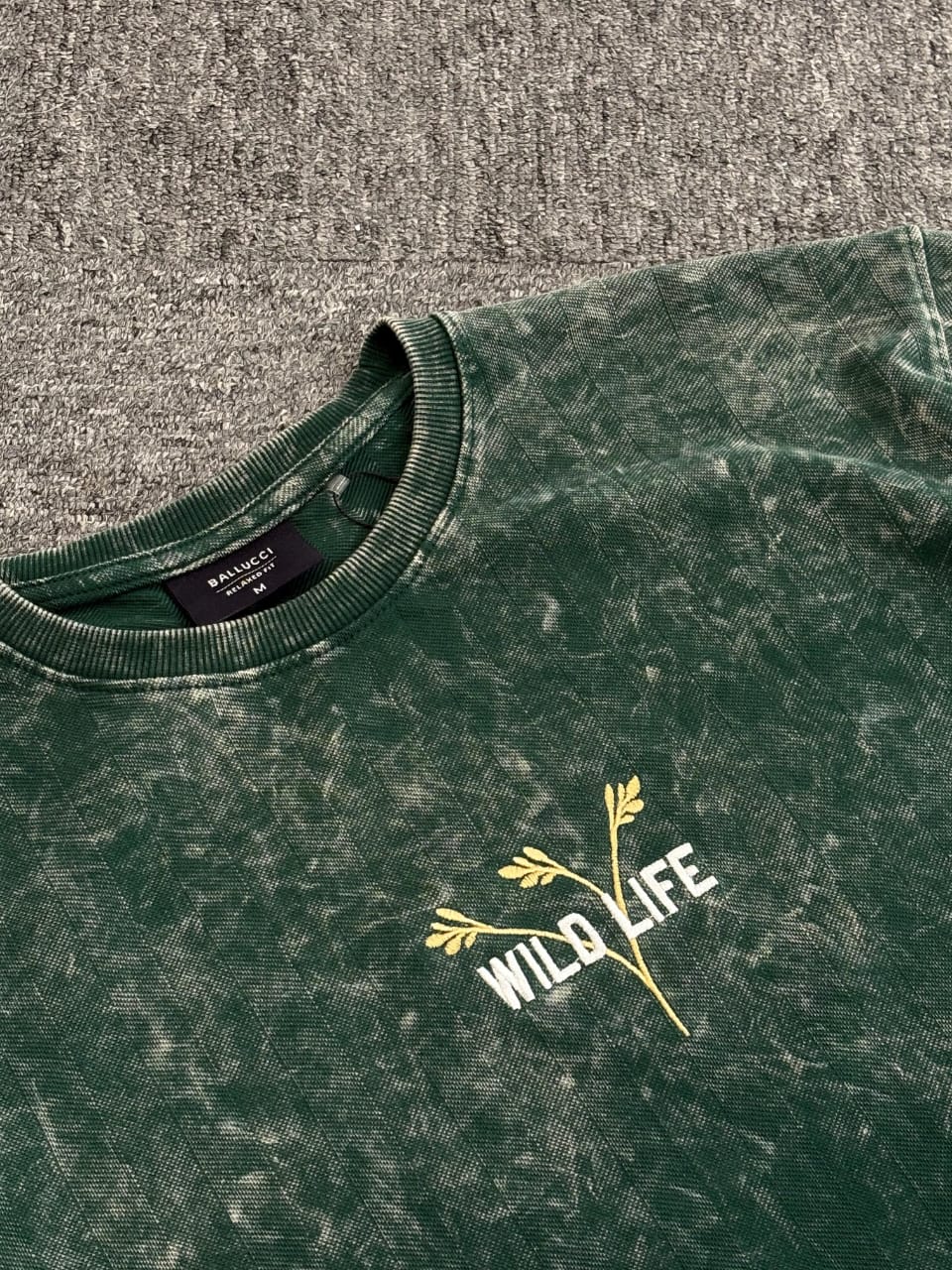 PERFÝ Vintage Washed Embroidery Tee - 2 Colorways - PERFÝ