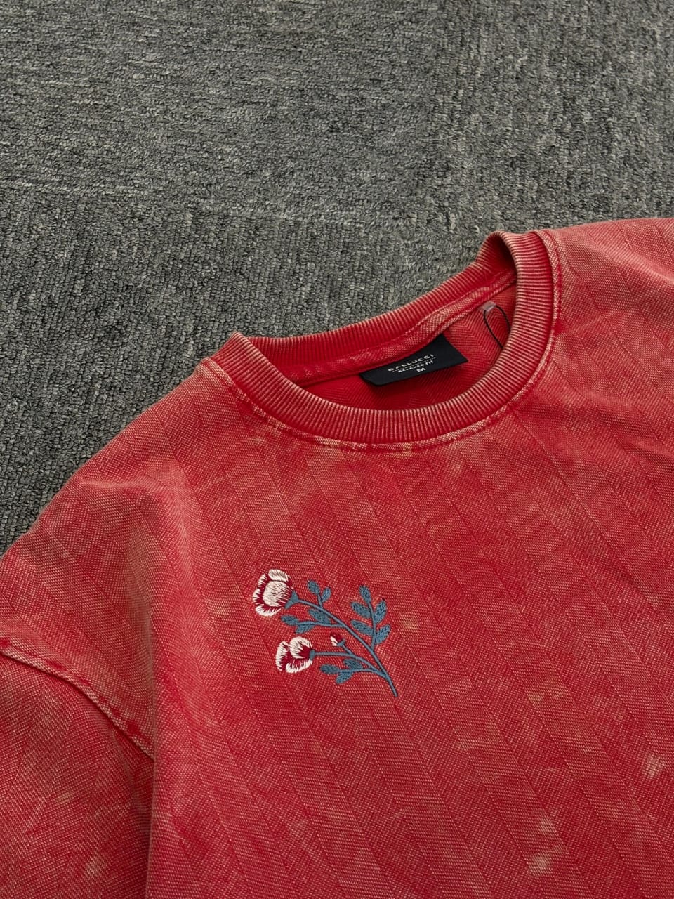 PERFÝ Vintage Washed Embroidery Tee - 2 Colorways - PERFÝ