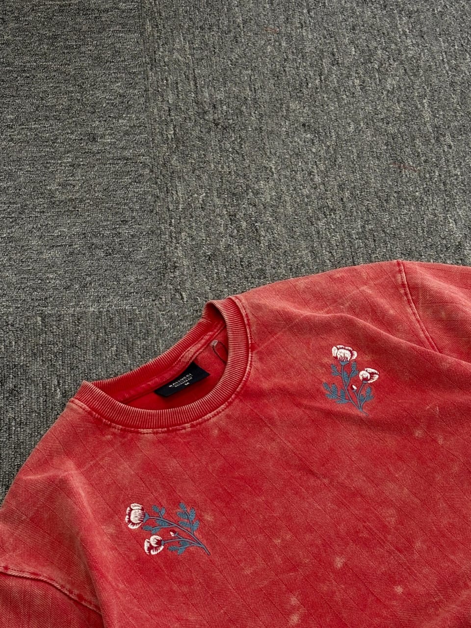 PERFÝ Vintage Washed Embroidery Tee - 2 Colorways - PERFÝ