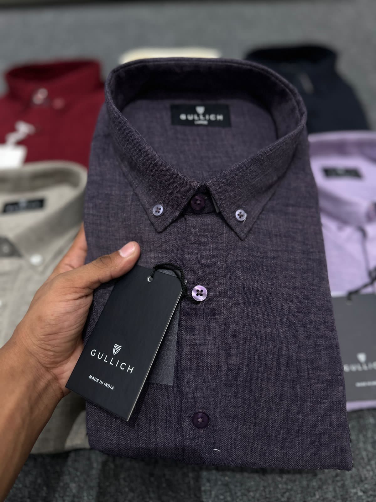 GULLICH Premium Solid Linen Shirts – Classic Elegance Redefined - PERFÝ